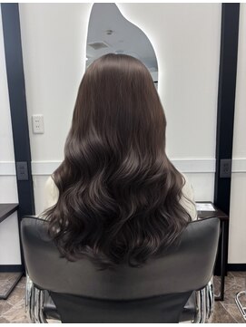 ロア 熊本(LOA) コテ巻き風パーマ 高さ普通 強さ緩め