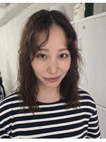 ジェスター(JESTER)&nbsp;ナチュラルオリーブとパーマ風スタイリング