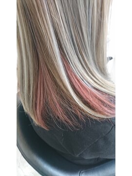 アンナ ヘアアンドアイズ(AnNa hair&eyes) キュートピンクインナー