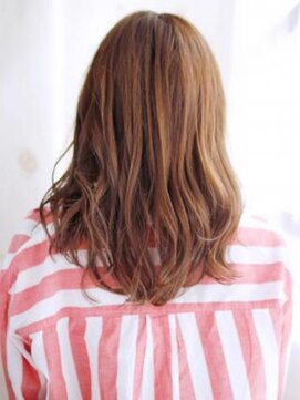 ナル 白山神社参道通り店(nalu) おろし流しのミックスカールスタイル