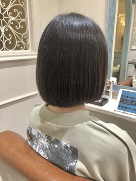 フレーム へアアンドトリートメント 天王寺北口店(FRAME) [FRAME 天王寺北口店] 艶カラー透け感グレージュ