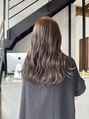 キーダ(KEEDA)&nbsp;透明感のあるグレージュは季節問わず人気です！