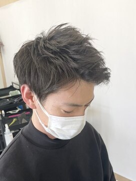 クローズ(cross-z) 束感×ツーブロック×黒髪×韓国×ビジネス×アップバング