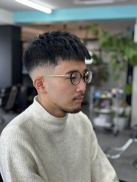 ヘアーラボ 樟葉(Hair Labo) ラフ クロップ スキンフェード 南楠葉