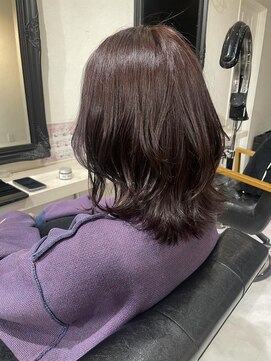 セルカ 新宿(CERCA) くびれレイヤーカット［CERCA新宿/新宿西口］