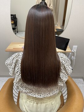 シカ 神戸三宮元町店(Cica) 縮毛矯正 癖毛 三宮 神戸美容室 ストレート 髪質改善 元町