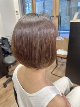 クレス 新宿御苑前(cresc) 艶々ショートボブ♪