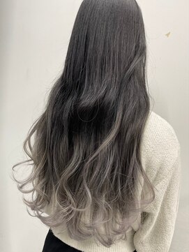 シエスタ バイ アンブルリュクス(siesta by amble luxe) シルバーグラデーション