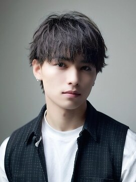 サンティエ 中央駅店(scintiller) メンズマッシュウルフカット波巻きツイストスパイラルパーマ