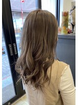 コスタ オブ リシェール(The COSTA of RICHAIR)&nbsp;グレージュ/アッシュベージュ/レイヤーカット/越谷