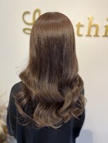 リタサード(Lita third) 透明感ベージュ