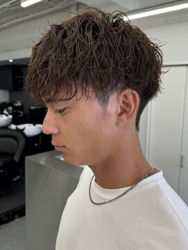 アンドメゾンオム(&Maison. homme) アッシュブラウン/ツイストスパイラル/フェザーパーマ/加古川