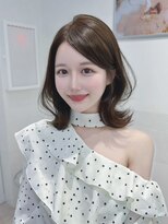 オニキス(ONYX)&nbsp;C77透明感モカブラウンミディアム韓国レイヤーヨシンモリ表参道