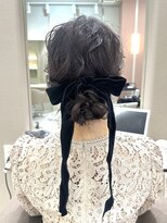 ニモ(NIMO.) ピンクベージュ ボブ風 アップアレンジ