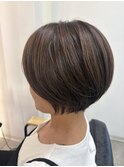 白髪をぼかす明るめグレージュカラー