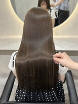 ホワイト(WHITE) 髪質改善カラー アッシュブラウン ロングヘア 縮毛矯正
