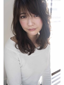 ヘアデザイン ソラ(Sola) シティレディヘア：うざバング×毛先ウェーブロング×暗髪