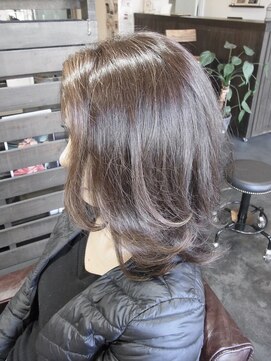 ネスト ヘアーデザイン(NEST hair design) 【NEST 札幌】セミロングのハネスタイル