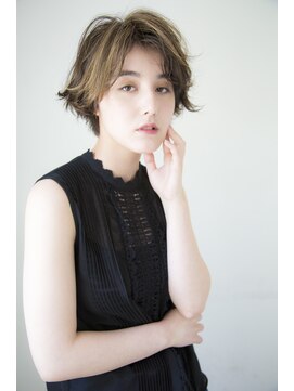 ガーランド (Garland) [Garland/表参道]☆似合わせカットエアリー透け感ショート☆