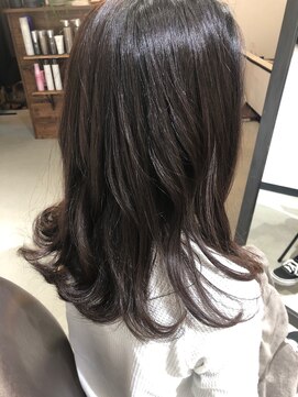 カリコ(KARICO) 外ハネセミロング