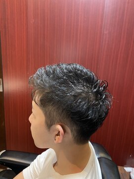 ヒロギンザ 新橋日比谷口店(HIRO GINZA) スパイラル風ビジネスショート　新橋　日比谷　内幸町　理容室