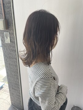 コレロ ヘアー(KORERO hair) レイヤーミディ