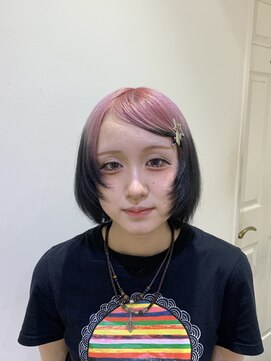 コル(CoL) ピンクとブラックのルーツカラー