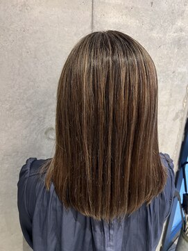 プラスシー(+C) 地毛育で作る地毛にハイライト/福岡地毛にハイライト