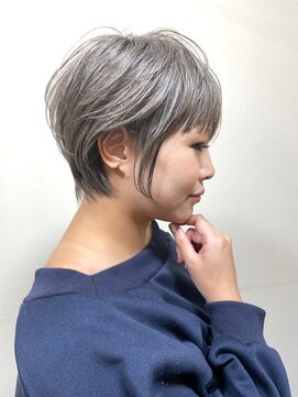 リノアバイフェリア(LINO’A by felia) 30代40代☆大人ショート☆くびれショート☆白髪ぼかし☆髪質改善