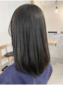 オリーブグレージュ