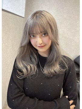 シエンゴールド(CIEN gold) シルバーカラー/ブリーチ/シルバーベージュ#浜松駅#カラー