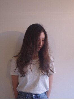 サイヘアーデザイン(Sai hair design)の写真/一人ひとりに寄り添いながら理想の形を表現。広々とした開放的な空間で、ゆったりと過ごせます。