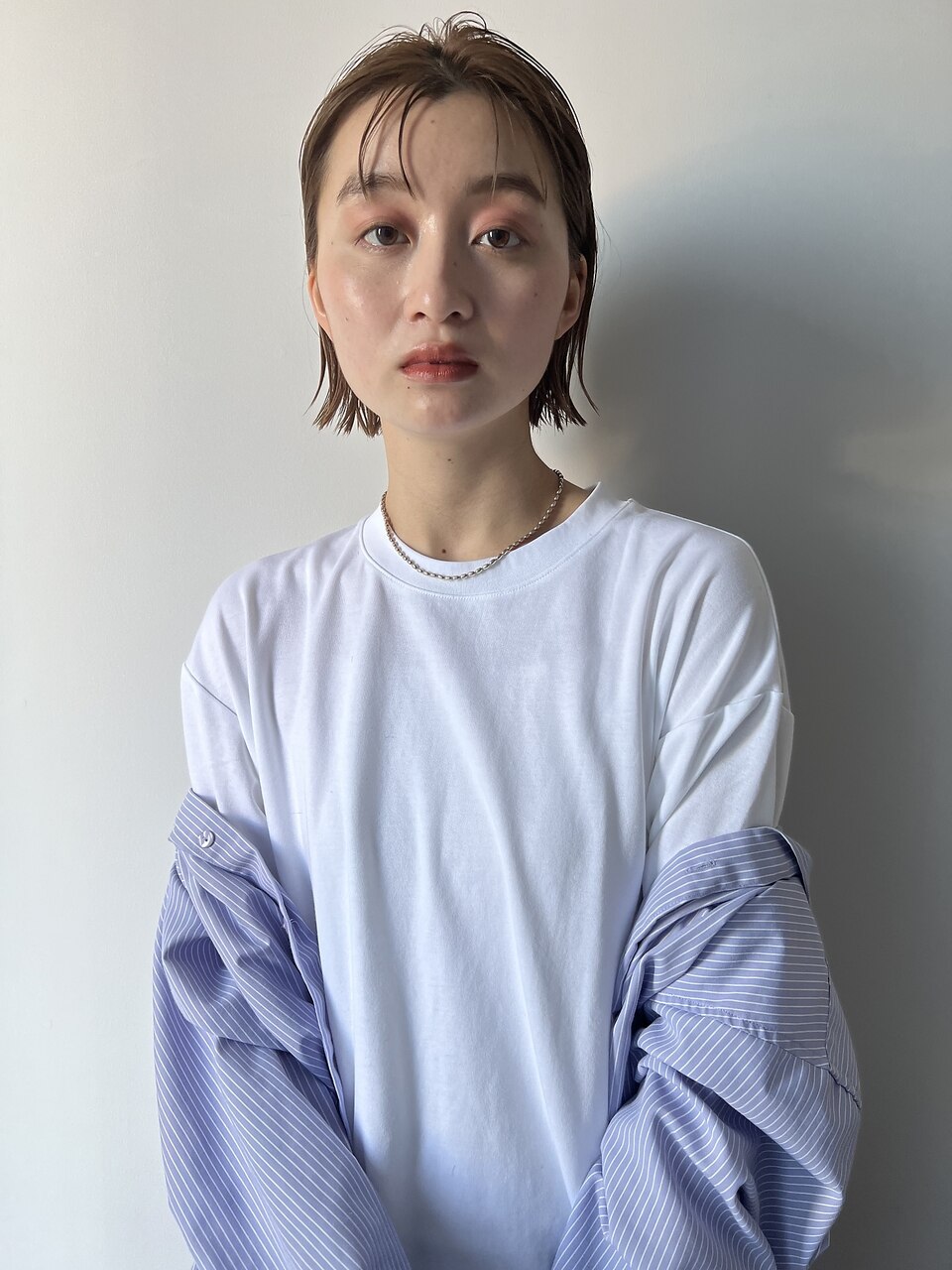 【一番人気◎】似合わせカット+艶カラーお得！スタンダードクーポン　\12.100