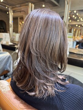 テラス 銀座(terrace) ハイライト/ベージュ/グレージュ/レイヤーカット/30代/40代/銀座