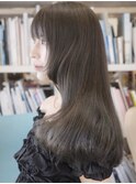 オーガニックカラーで髪も頭皮もケアしながら染めます。