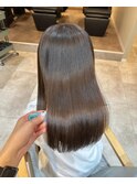 巻ける縮毛矯正×柔らかツヤの美髪ストレート