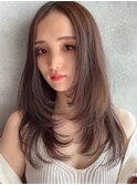 レイヤーカット×ハッシュカット×顔周り×透明感×ミディアム