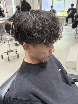 ハイプ(HYPE) フェザーパーマ/センターパート/シャドウパーマ/眉毛