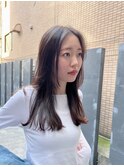 ぷっつんストレートロングヘア