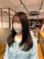 アカラ(acala)&nbsp;ナチュラルロング【イルミナカラー/縮毛矯正/髪質改善】