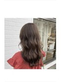 アッシュベージュゆるふわロング