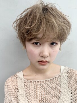 アイティー バイ アルバム 浦和店(IT by ALBUM) カジュアルカール_オリーブカラーハイライトカラー_67022