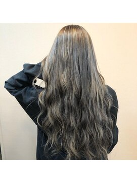 カルフール ロコ 草加西口店(Carrefour LOCO) 立体感◎ハイライトカラー