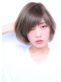 前髪斜めバングで小顔を狙え☆30代40代50代大人気ショートボブ