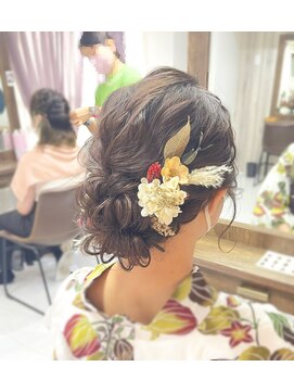 リミー(re:mee) 下めのアップ