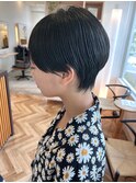コンパクトショートヘア