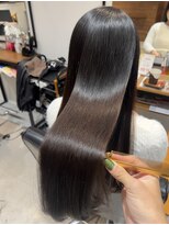 アーバン(URBAN.)&nbsp;【圧倒的艶髪】中性ストレートでうるつや　by MAYUMI