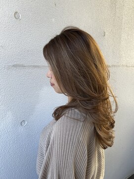 アイズ 本厚木(AIZU) レイヤーカットハイライト