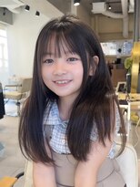 ティア(Tia.) (キッズカット/再生数1000万超え/前髪/似合わせ/サイドバング)