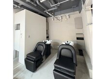 コティ(KOTI)の雰囲気（足の伸ばせるフラットなシャンプー台でリラックス＾＾）